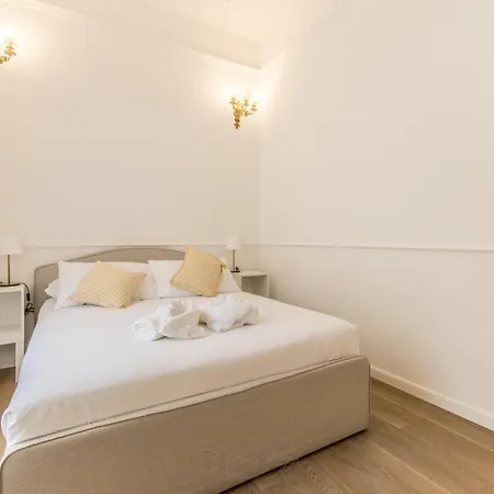 Elegant 3-bedroom Near The Metro Roma