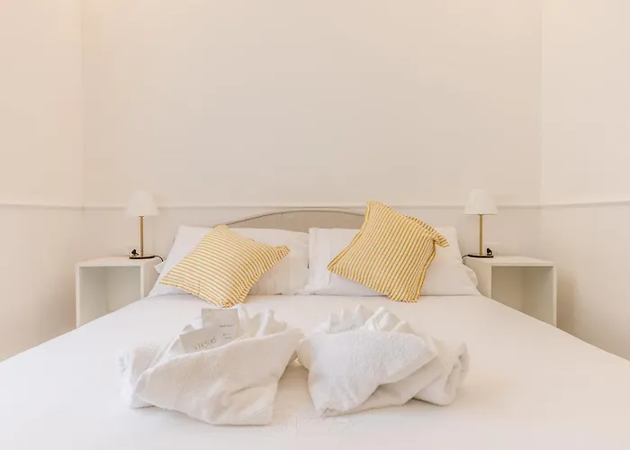 Elegant 3-bedroom Near The Metro * 로마