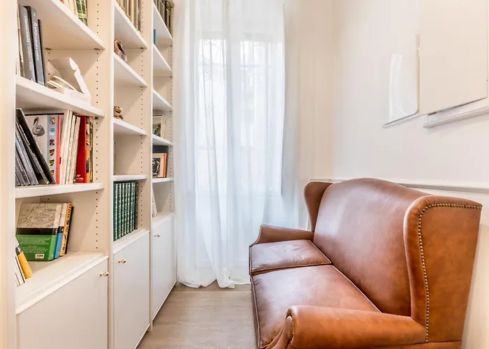 Elegant 3-bedroom Near The Metro 아파트 로마