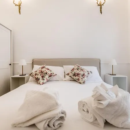 Elegant 3-bedroom Near The Metro *